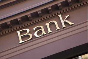 Chuyên gia VPBankS: Thu nhập ngoài lãi trở thành 'phao cứu sinh' lợi nhuận ngân hàng quý II/2025