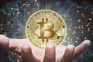 80.000 Bitcoin bất ngờ được bán ra sau 14 năm 'ngủ đông': Điều gì đang xảy ra?