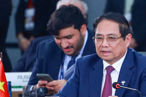 Thủ tướng nêu 3 đề xuất quan trọng tại phiên thảo luận cấp cao BRICS mở rộng