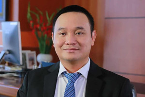 Khám xét trụ sở, bắt 2 cựu tổng giám đốc, 2 phó giám đốc một công ty bảo hiểm lớn