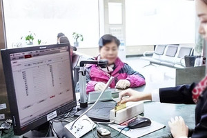 Bắt nữ nhân viên ngân hàng họ Lưu