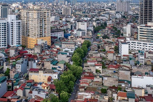 Tuyến đường ‘đắt nhất hành tinh’ nhiều lần lỡ hẹn, Hà Nội chốt thời hạn cuối