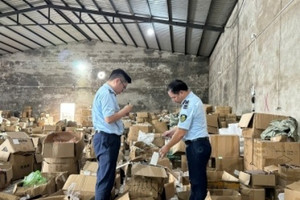 Phát hiện kho hàng chứa hơn 47.000 sản phẩm nhập lậu Trung Quốc có liên quan tới hàng trăm tài khoản TikTok