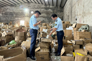 Kho hàng 'ẩn danh' hơn 1,2 tỷ đồng bị phanh phui: Buôn lậu núp bóng TikTok, vận hàng qua phần mềm Trung Quốc
