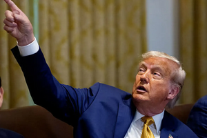 Nóng: Thêm 6 quốc gia nhận thư áp thuế cao từ ông Trump, căng thẳng thương mại tiếp tục leo thang