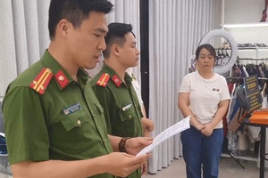 Khám xét khẩn cấp, bắt chủ shop online Nguyễn Thị Thu Hường