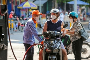 Vì sao Quỹ bình ổn giá xăng dầu dư 6.000 tỷ nhưng không dùng?