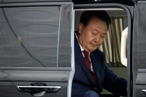 Hàng loạt cuộc gọi yêu cầu lắp điều hòa cho phòng giam của cựu tổng thống Hàn Quốc