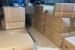 Cảnh sát theo dõi căn hộ cao cấp suốt 7 ngày, bắt giữ cặp vợ chồng ‘trùm livestream’: Giá trị lên tới hàng trăm triệu đồng, với 1.400 món hàng nhái