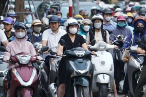 Xe máy xăng sắp rút khỏi Vành đai 1: Người dân được hỗ trợ gì?