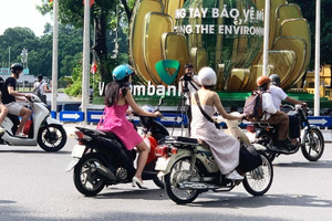 Tâm tư của người dân khi Hà Nội cấm xe máy xăng vào vành đai 1 từ tháng 7/2026