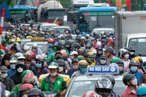 Hà nội dừng xe máy xăng trong vành đai 1 từ 1/7/2026: Người dân đi bằng gì?