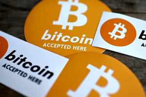Chưa từng có trong lịch sử, Bitcoin vượt 120.000 USD