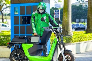 Startup Việt biến xe máy điện thành ‘iPhone trên phố’: Giúp tài xế tiết kiệm 35% chi phí, chạy 50 km chỉ tốn 16.000 đồng
