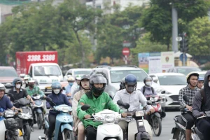 Chủ tịch Hà Nội: Không vì lợi ích người đi xe máy cũ nát mà ảnh hưởng đến cả triệu dân