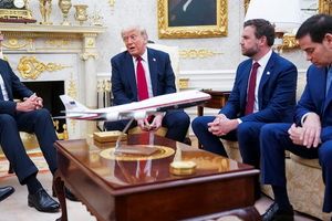 Các nước làm ăn với Nga bất ngờ nhận 'tối hậu thư' từ ông Trump