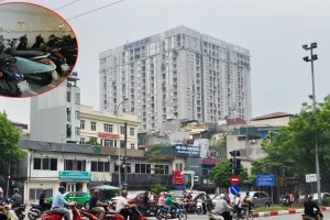 Hà Nội cấm xe máy xăng từ vành đai 1: Dân chung cư sạc xe điện ở đâu?