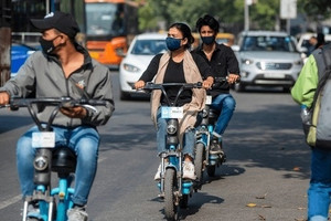 Học tập Trung Quốc, quốc gia tỷ dân này đang chuyển từ xe xăng sang xe điện một cách ngoạn mục