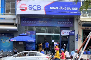 Sếp SCB dùng sổ đỏ giả rút hàng chục tỷ đồng, lừa cả dân lẫn ngân hàng ra sao?