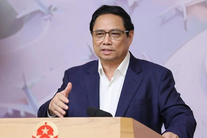 Thủ tướng giao nhiệm vụ quan trọng cho Bộ Công an, nói về 'cò làm giấy tờ'