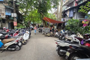 Hiện trạng cư dân khu tập thể Hà Nội ở khu vực sắp cấm xe máy chạy xăng