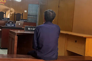 Tuyên phạt 11 năm tù nhân viên thu cước truyền hình cáp