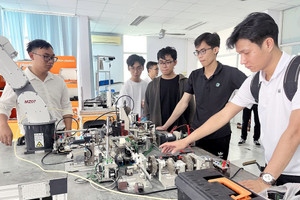 Tin vui, sinh viên học 4 ngành này sẽ được miễn hoàn toàn học phí nếu học tại tỉnh lớn thứ hai cả nước
