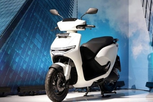 Cấm xe xăng từ 1/7/2026, 2 ‘ông lớn’ Honda và Yamaha đồng loạt ra mắt xe máy điện: Giá chỉ từ 26,9 triệu, đi được bao xa, có lợi thế gì về sạc?