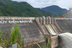 Hiện tượng xác suất 5.000 năm mới xảy ra 1 lần tại công trình thủy điện lớn nhất khu vực Bắc miền Trung