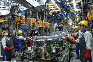 ADB: Việt Nam sẽ tiếp tục tăng trưởng nhanh nhất Đông Nam Á trong 2 năm tới