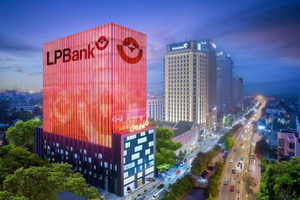 LPBank ghi nhận ROE gần 24%, lợi nhuận bán niên hơn 6.000 tỷ đồng