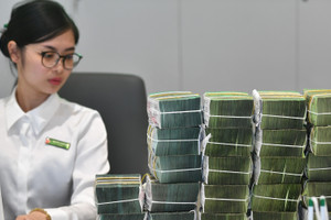 Lãi suất ngân hàng hôm nay 23/7/2025: Chuyện lạ lùng trên thị trường lãi suất