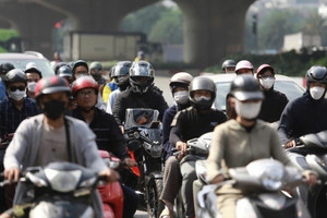 Hà Nội siết xe xăng từ 2026: VinFast tung chính sách mới, ông lớn bán 40 triệu xe cũng nhập cuộc