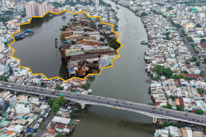 Hàng trăm người dân tại TP. HCM đồng loạt tháo dỡ nhà, nhường chỗ cho dự án 7.300 tỷ