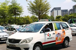 Chật vật giữ 2,4% thị phần, ông lớn taxi Vinasun (VNS) báo lãi thấp nhất trong 3 năm
