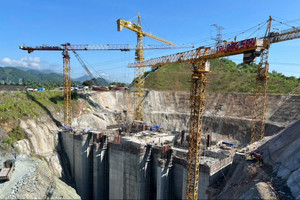 Hàng trăm công nhân Trường Sơn, Lilama 10, C47 dồn lực đưa đại dự án 9.200 tỷ của EVN về đích