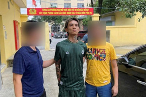 Rapper Bình Gold bị bắt giữ vì hành vi cướp taxi