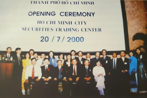 Hành trình 25 năm TTCK Việt Nam: Từ con số 0 đến quy mô 476 tỷ USD
