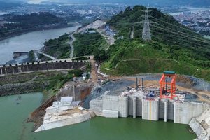 Công trình thủy điện mở rộng có quy mô lớn nhất đất nước: Hạng mục hầm dẫn nước lớn nhất Việt Nam vượt tiến độ 2 tháng