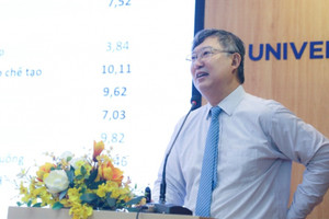 TS. Nguyễn Xuân Thành: Để đạt mục tiêu tăng trưởng 8,3-8,5%, xuất khẩu cả năm cần tăng 17%