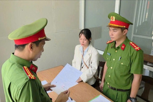 Chính thức khởi tố đối tượng Bùi Thị Vĩ vay tiền ngân hàng