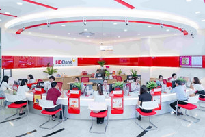 Đẩy mạnh kinh doanh số, HDBank (HDB) báo lãi 6 tháng đạt 10.068 tỷ đồng, ROE lên tới 26,5%