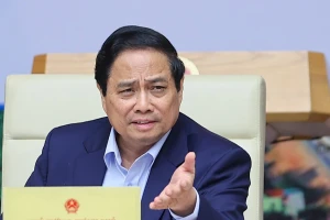 Long Thành 'chạy 3 ca, 4 kíp', cao tốc vượt mốc lịch sử chào mừng 80 năm Quốc khánh
