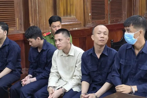 Tuyên phạt một cựu công an 8 năm 6 tháng tù