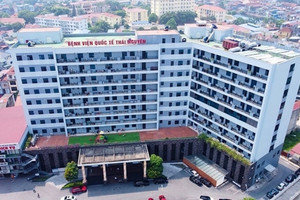 Chuỗi bệnh viện TNH lỗ bán niên kỷ lục sau 10 năm, cổ phiếu chia đôi trên sàn HoSE