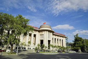 NHNN tăng chỉ tiêu tín dụng, 'bơm' vốn cho nền kinh tế