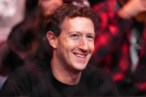 Vượt mặt Jeff Bezos, Mark Zuckerberg trở thành người giàu thứ 3 thế giới