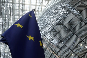 CHÍNH SÁCH AI: EU áp dụng quy định đầu tiên về AI đa năng