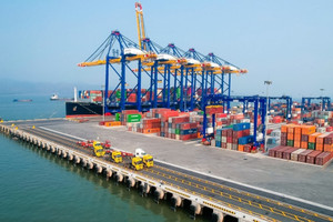 Đề nghị bổ sung vũng quay cho cảng nước sâu thông minh đầu tiên của Việt Nam đón siêu tàu 200.000DWT