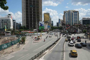 Vành đai sắp cấm xe xăng gặp khó khăn lớn khi đang xây dựng